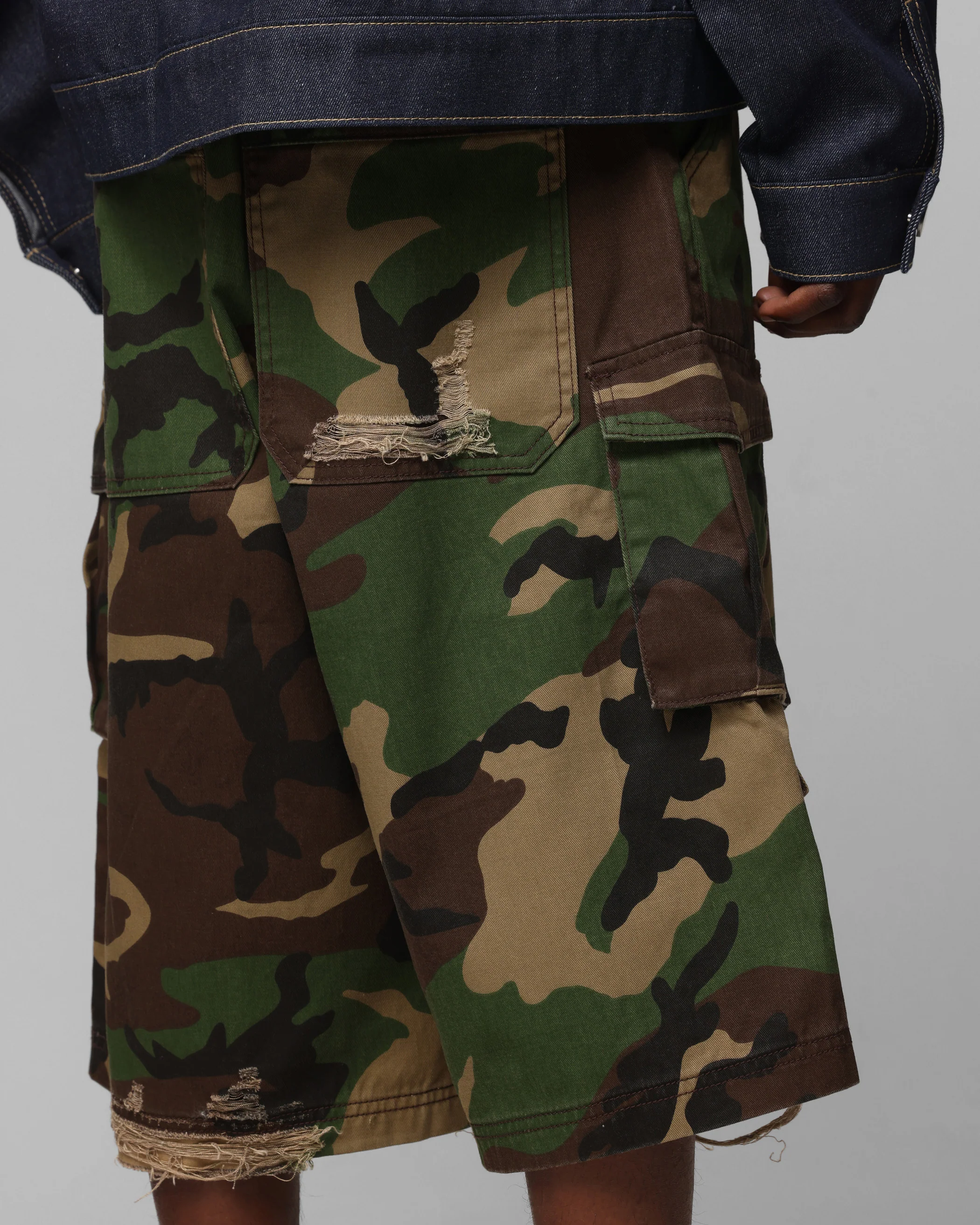 Thumb 4