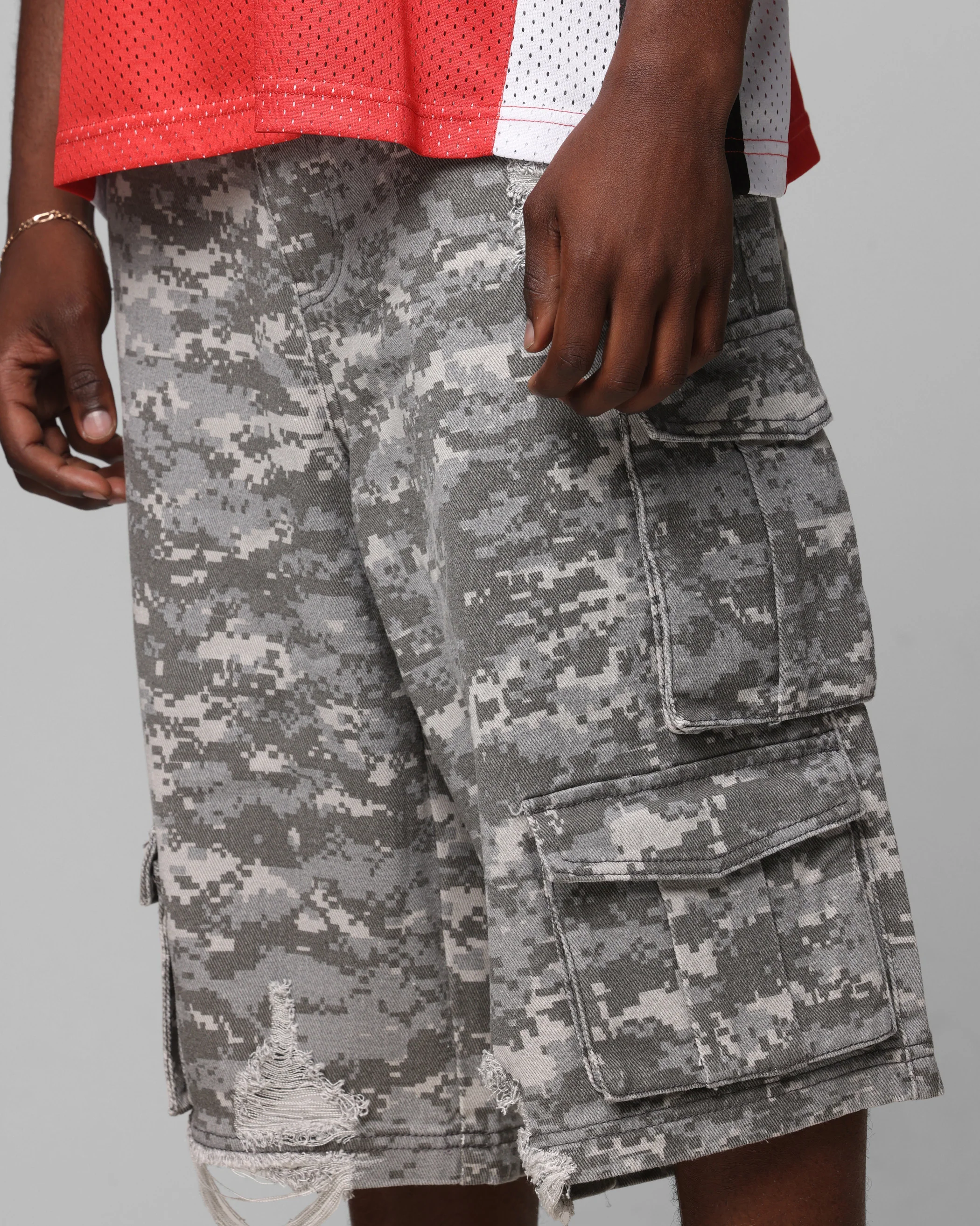 Thumb 4